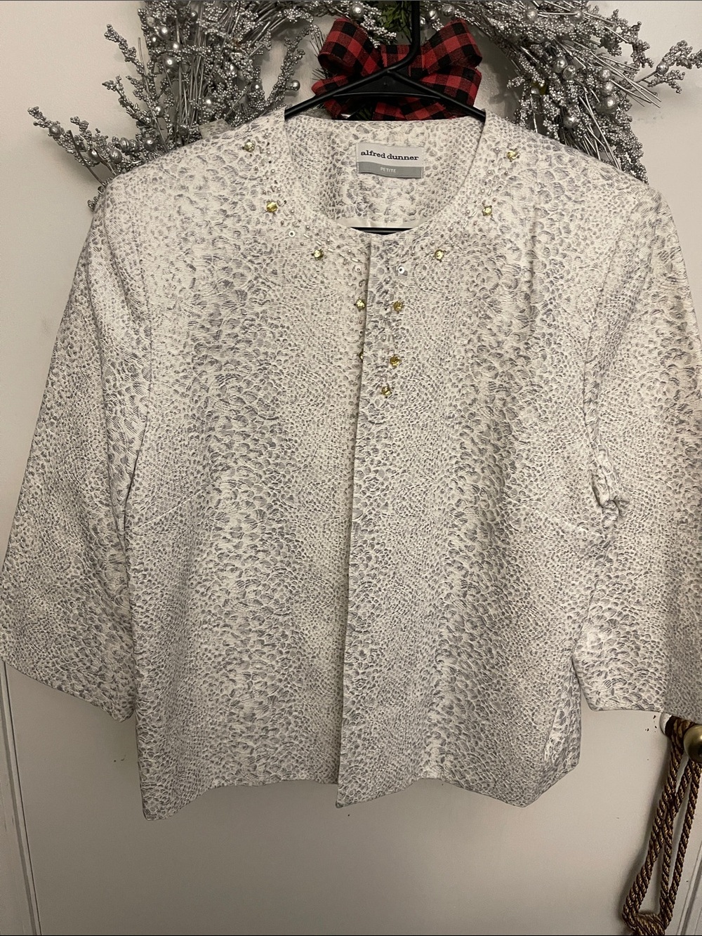 Alfred Dunner White Textured Round-Neck Jacket with Subtle Beading